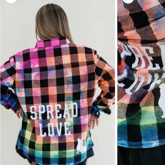 Spread Love tie dye flannel size M - Picture 2 of 8